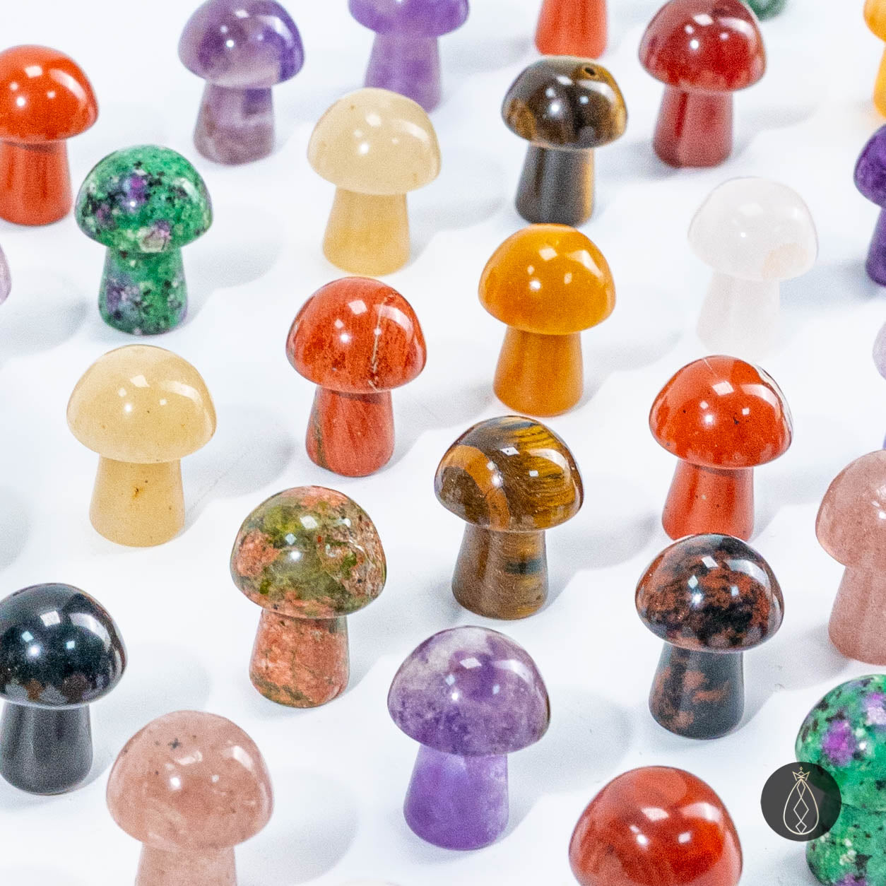 Mixed Crystal Mini Mushroom Carvings